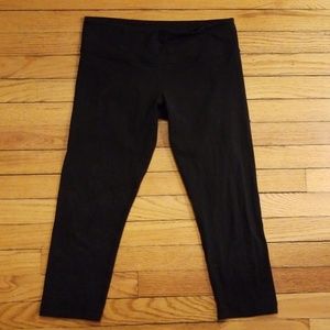 Lululemon Capri Workout Pants!